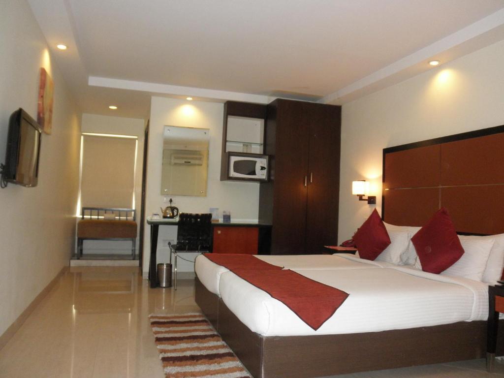 Hotel Kens Hyderabad Zimmer foto