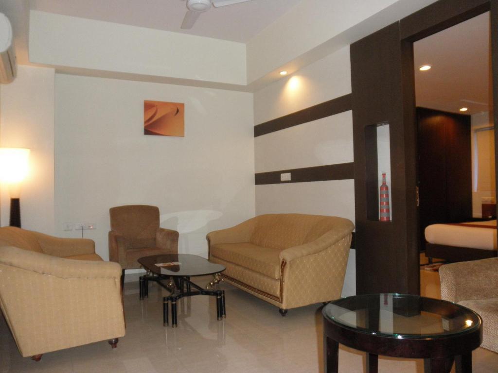 Hotel Kens Hyderabad Zimmer foto